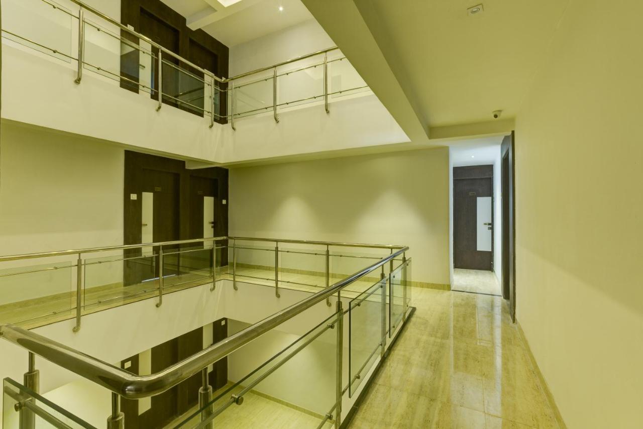 Crown Inn Panvel Dış mekan fotoğraf
